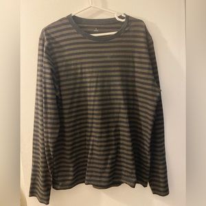 uniqlo long sleeve